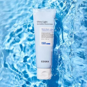 کرم ضد آفتاب الترا لایت کوزارکس spf50