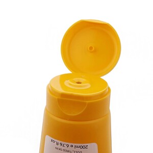 ژل شستشوی روشن کننده اسکین شیک حاوی ویتامین سی 200ml