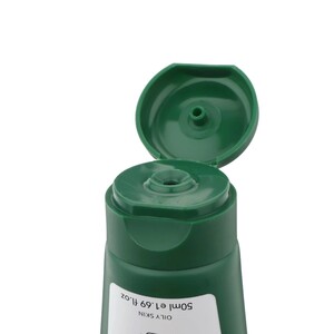 کرم ضد آفتاب اسکین شیک پوست چرب SPF50 عصاره درخت چای 50ml