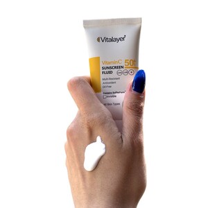 فلوئید ضد آفتاب ویتالیر ویتامین سی SPF50
