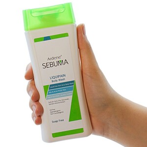 شامپو بدن غیر صابونی پوست های چرب و آکنه دار آردن سبوما 250ml