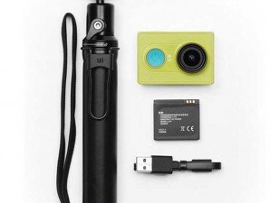 Xiaomi Yi Travel Edition with Monopod sport camera