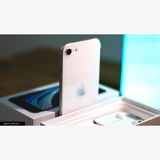 گوشی موبایل اپل مدل iPhone SE 2022 ظرفیت 128 گیگابایت و رم 4 گیگابایت