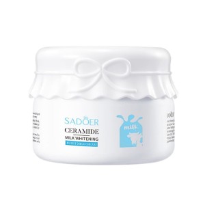 کرم سفید کننده و آبرسان شیر گاو مدل سادور