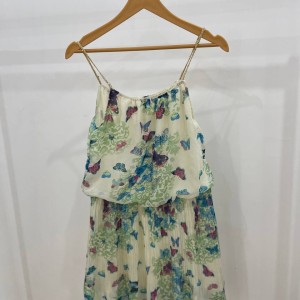 پیراهن دخترانه