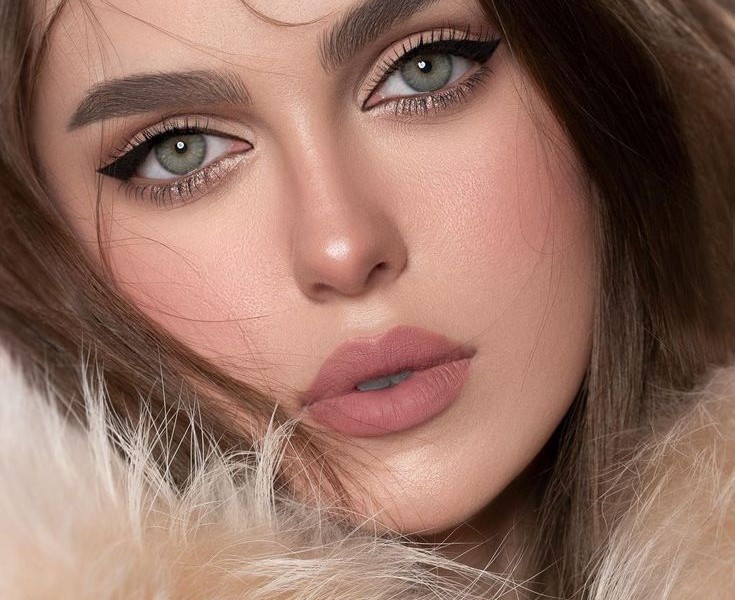 آرایش لب؛ از خط لب کلاسیک تا گرادیانت لب کرهای