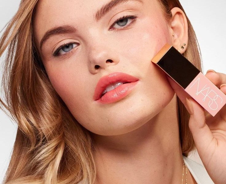 نارس: از تأسیس تا موفقیت‌های جهانی