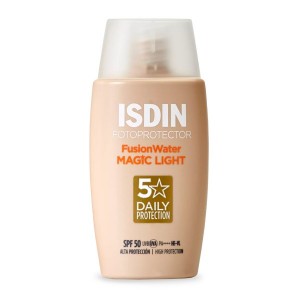ضدآفتاب SPF50 مدل فیوژن واتر مجیک رنگ لایت ایزدین حجم 50 میل