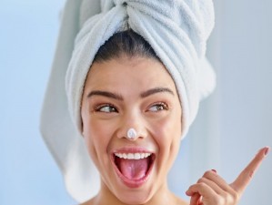 روتین مراقبت پوست مینیمال (مینیمالیستی) صورت و بدن – استفاده روزمره