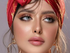 آرایش زیبا و سازگار با ماسک