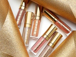 محصولات آرایشی که برای هدیه دادن انتخاب‌های بی‌ریسک هستند