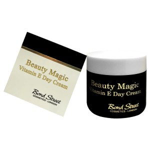 کرم روز ویتامینه یاردلی باند استریت