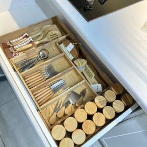 جا قاشقی ریلی رابرود