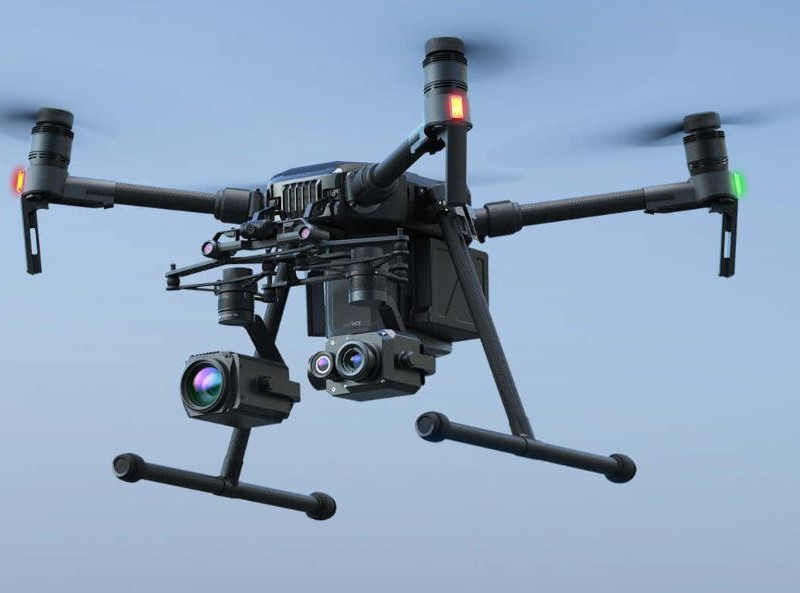 کوادکوپتر DJI Matrice 200 V2؛ پلتفرم صنعتی پایدار با ایمنی پیشرفته - 鬲氐賵蹖乇 3