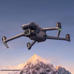 پهپاد DJI Mavic 3 Classic با دوربین Hasselblad و پرواز 46 دقیقه‌ای