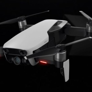 کوادکوپتر DJI Mavic Air Combo | گیمبال 3 محوره، ویدئوی 4K و اجتناب از موانع
