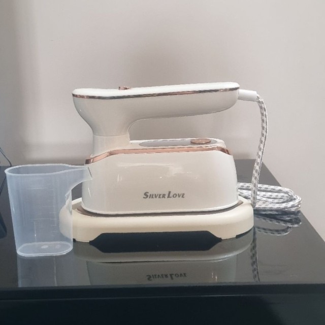 اتو مسافرتی silver love