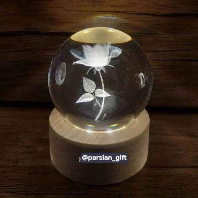 چراغ خواب مدل گوی شیشه ای 3D طرح گل رز