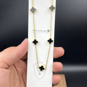 گردنبند استیل ونکلیف کد۰۲۴۰