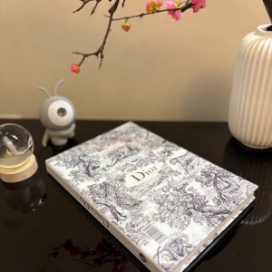 کتاب دکوراتیو