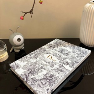 کتاب دکوراتیو