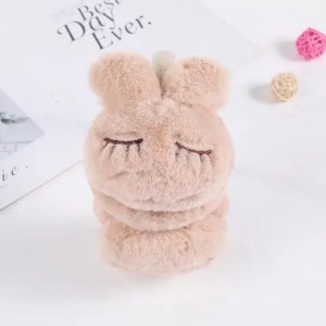 گوشگیر خرگوشی چشم بسته