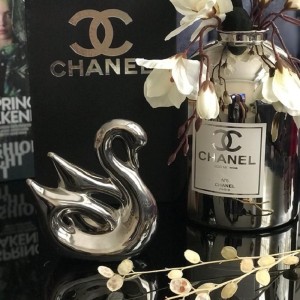 مجسمه قو سرامیکی