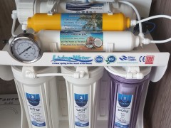 دستگاه تصفیه آب خانگی ۶ مرحله اسمز معکوس livingwater