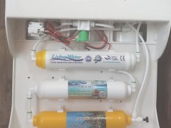 دستگاه تصفیه آب ۸ مرحله ای اسمز معکوس livingwater