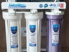 دستگاه تصفیه آب خانگی ۵ مرحله هوزینگی اسمز معکوس  شاسی فلز  کیفیت متوسطlivingwater