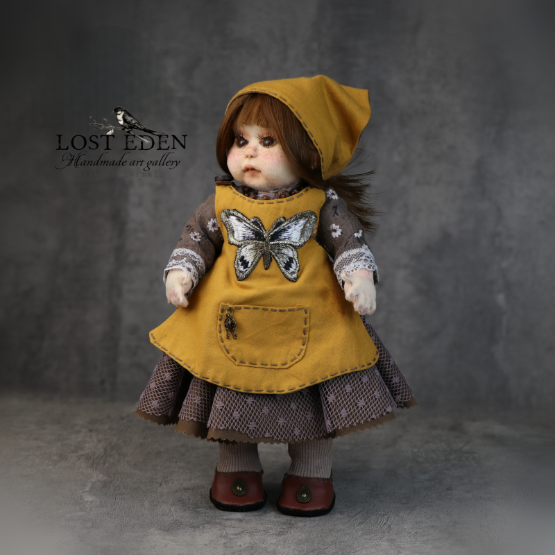 عروسک دستساز سه بعدی پارچه ای-لی لی