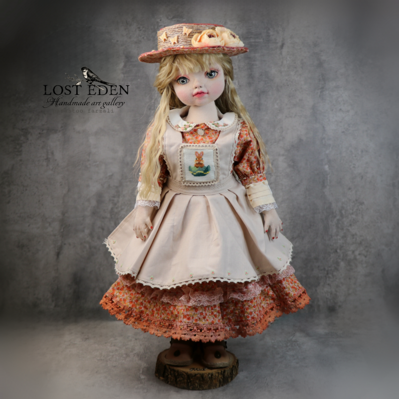 عروسک دستساز سه بعدی پارچه ای-آلیس (بانوی نجیب زاده)