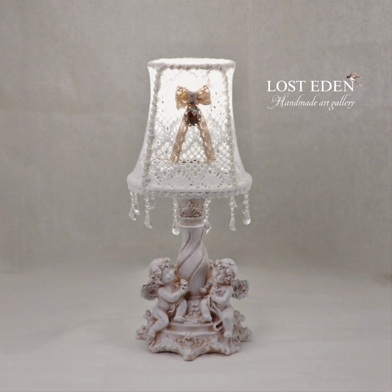 آباژور دستساز گیپوری گلدوزی شده طرح فرشته سایز کوچک