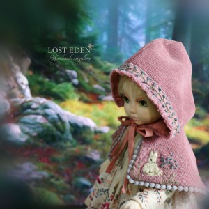 ایلووارا (دختر نور)،عروسک دستساز پارچه ای سه بعدی با جعبه چوبی ویترینی لوکس