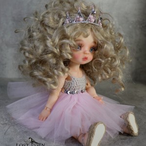 عروسک bjd مفصلی فرشته (سرافینا) دستساز+ پایه چوبی