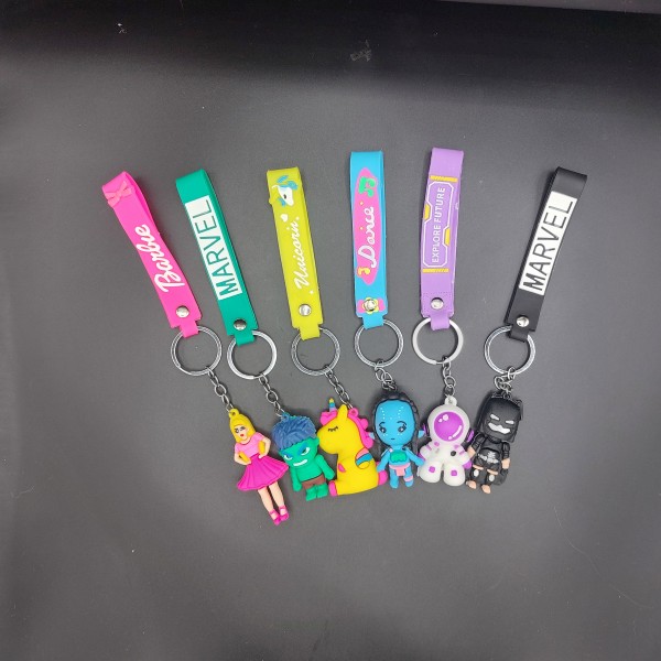 آویز مدل عروسکی