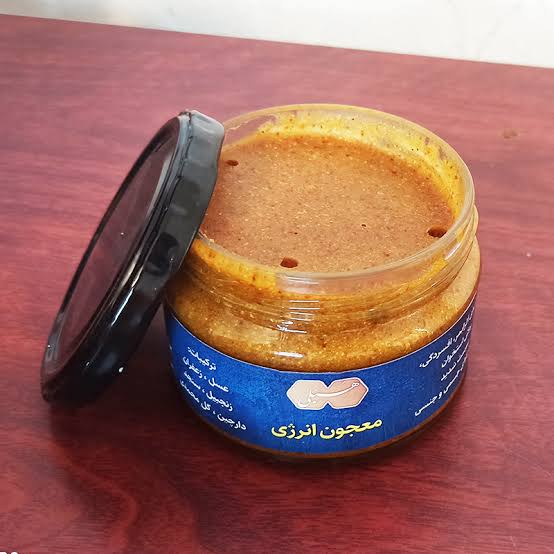 معجون ویژه بمب انرژی (عسل، گرده گل، زنجبیل، دارچین و ...)( ۲۲۰ گرم)