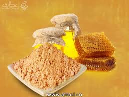 اسکراب عسل، مریم گلی و جو دوسر؛ آبرسان و مرطوب کننده