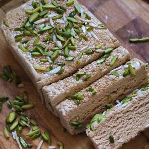 حلوا ارده مغز دار ( 400 گرم )