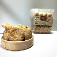 کلوچه سنتی جو و انگور قندی بجستان