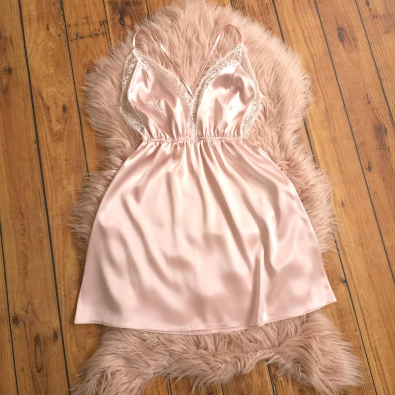 پیراهن لاولی تورمژه ای