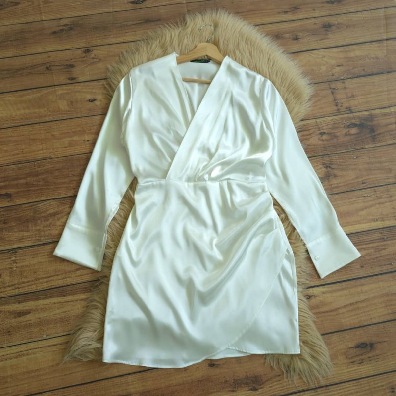 پیراهن مونوزارا