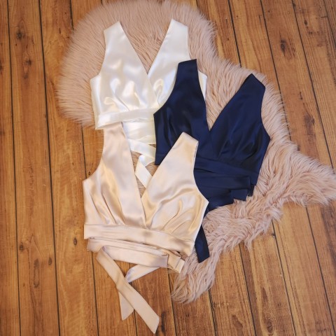 نیم تنه(تحویل به پست ۱۰ روز کاری بعد از ثبت)