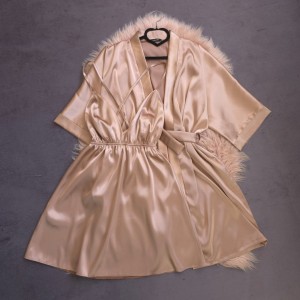 پیراهن لاولی(پیش سفارش تحویل به پست 10روز کاری بعد از ثبت)