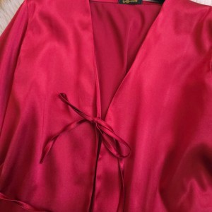 بلوز و شلوار (پرادا)(تحویل به پست ۵ روز کاری بعد از ثبت)