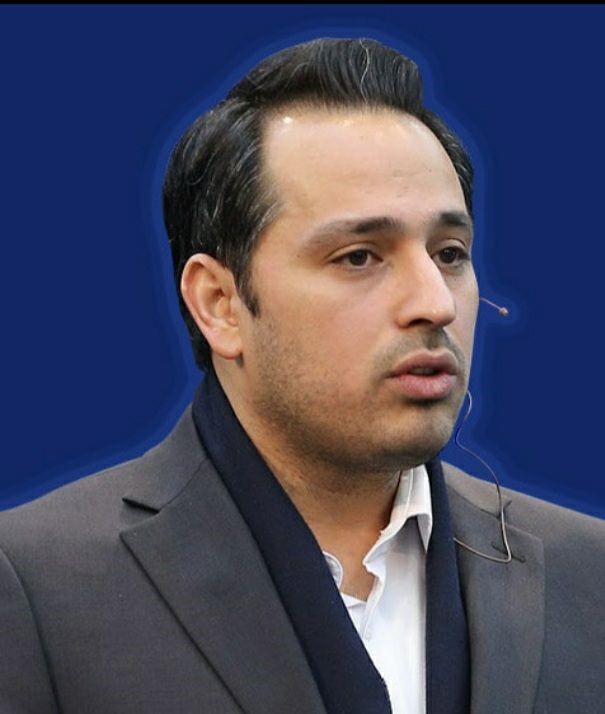 حامد تاجالدین: از نوجوان علاقهمند به فناوری تا بنیانگذار آچاره