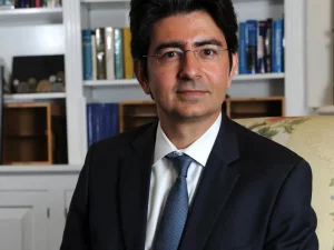 پیر امیدیار:با یه ایده ساده اینترنت را تکان داد!”