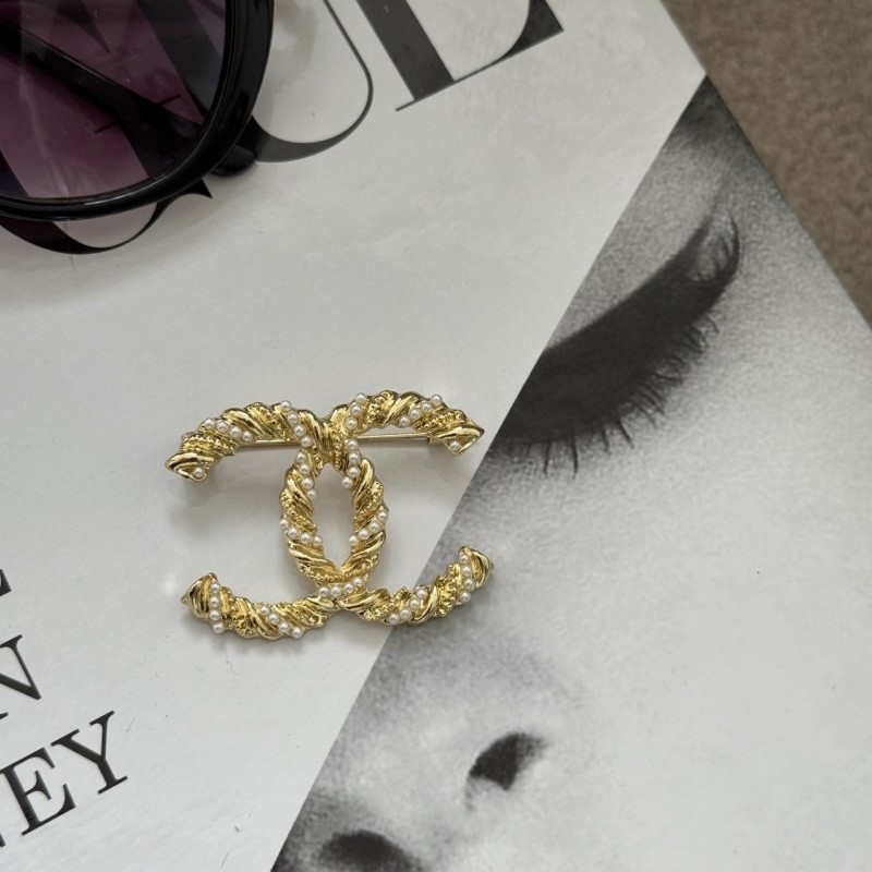 سنجاق سینه مدل شنل