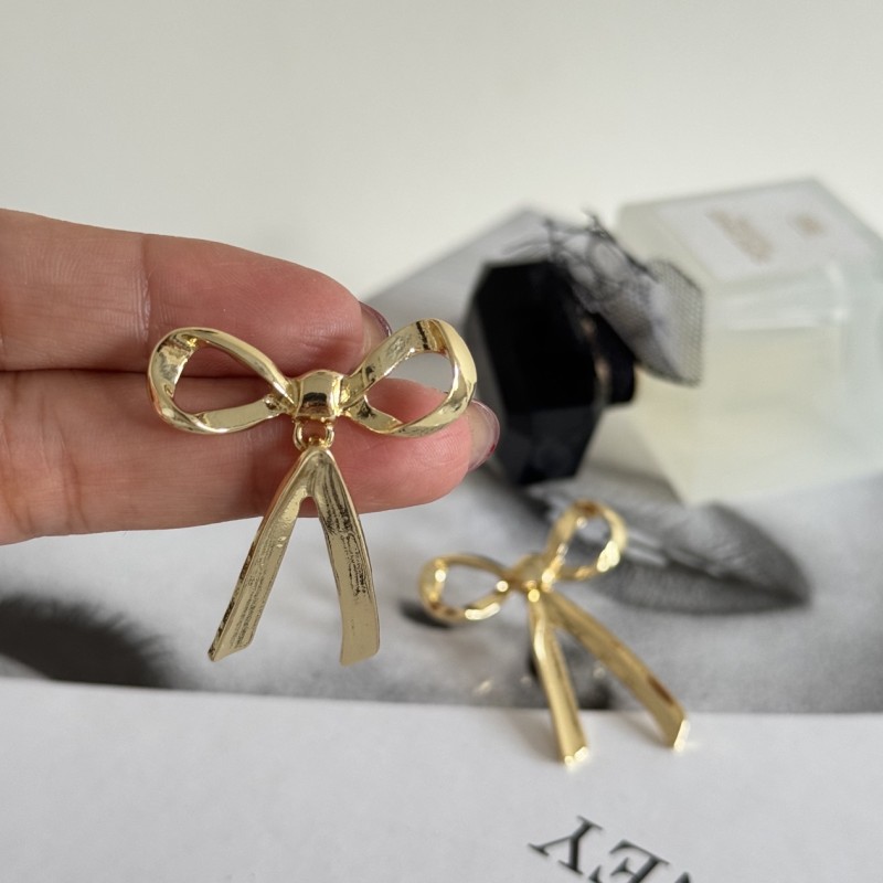 گوشواره میناس