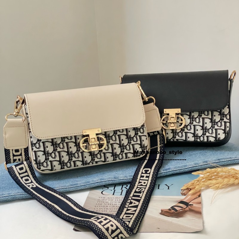 کیف پاسپورتی و دوشی  دیور اورجینال مدل گاندی